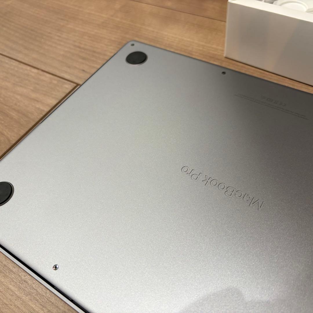 Macbook Pro M1 14インチ 512gb 16gb スペースグレイ