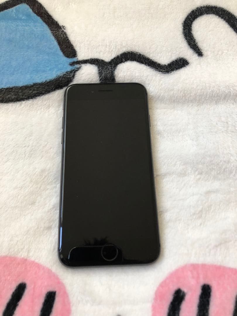 ③超美品 iPhone8 64GB バッテリー最大容量:83% docomo