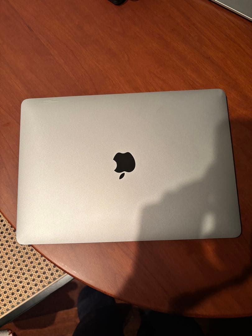 s*u様 MacBook Air 2019 ジャンク品