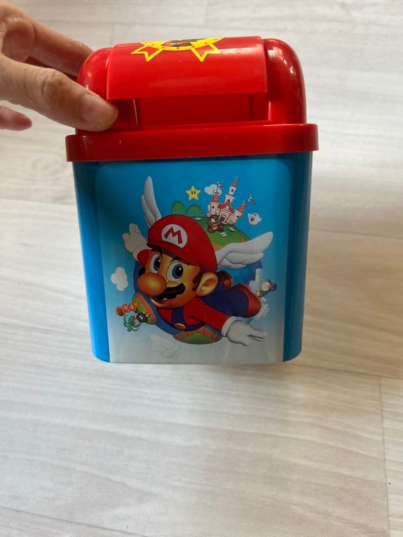 美品　スーパーマリオ　お菓子缶　ゴミ箱　赤