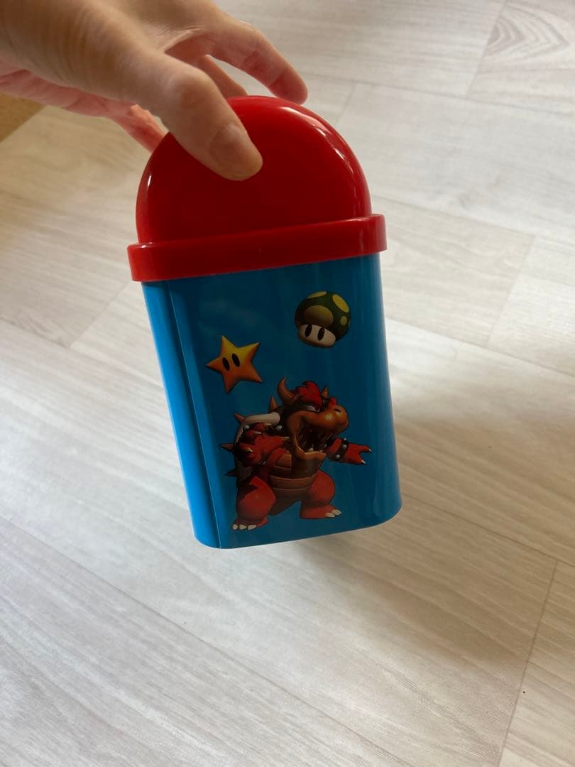 美品　スーパーマリオ　お菓子缶　ゴミ箱　赤