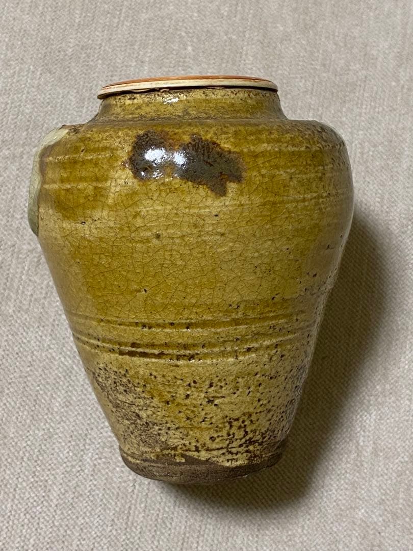 黄濑户茶入茶道具　肩衝茶入　仕覆付き　箱付 濃茶用　小壺　アンティーク　お濃茶器