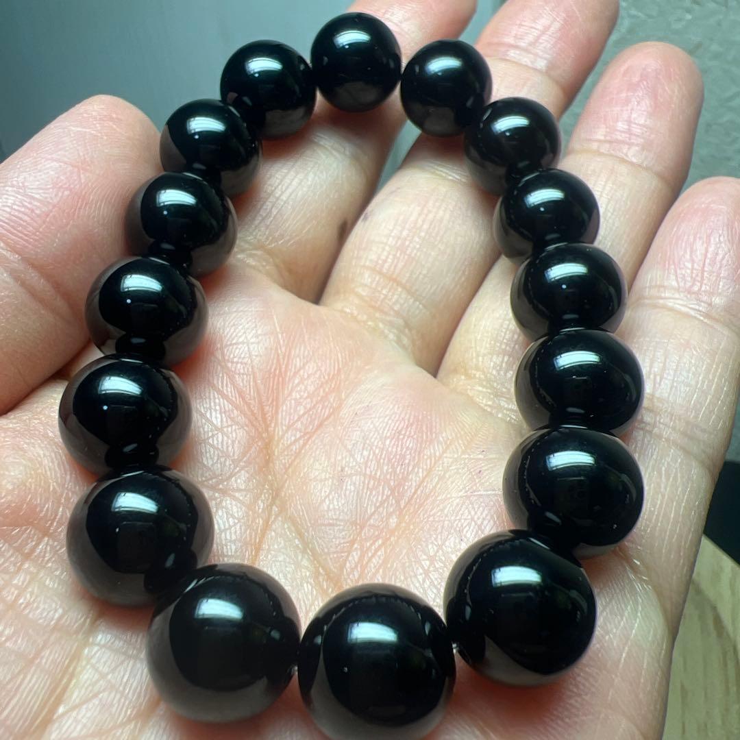 魔除けの王様　モリオンブレスレット