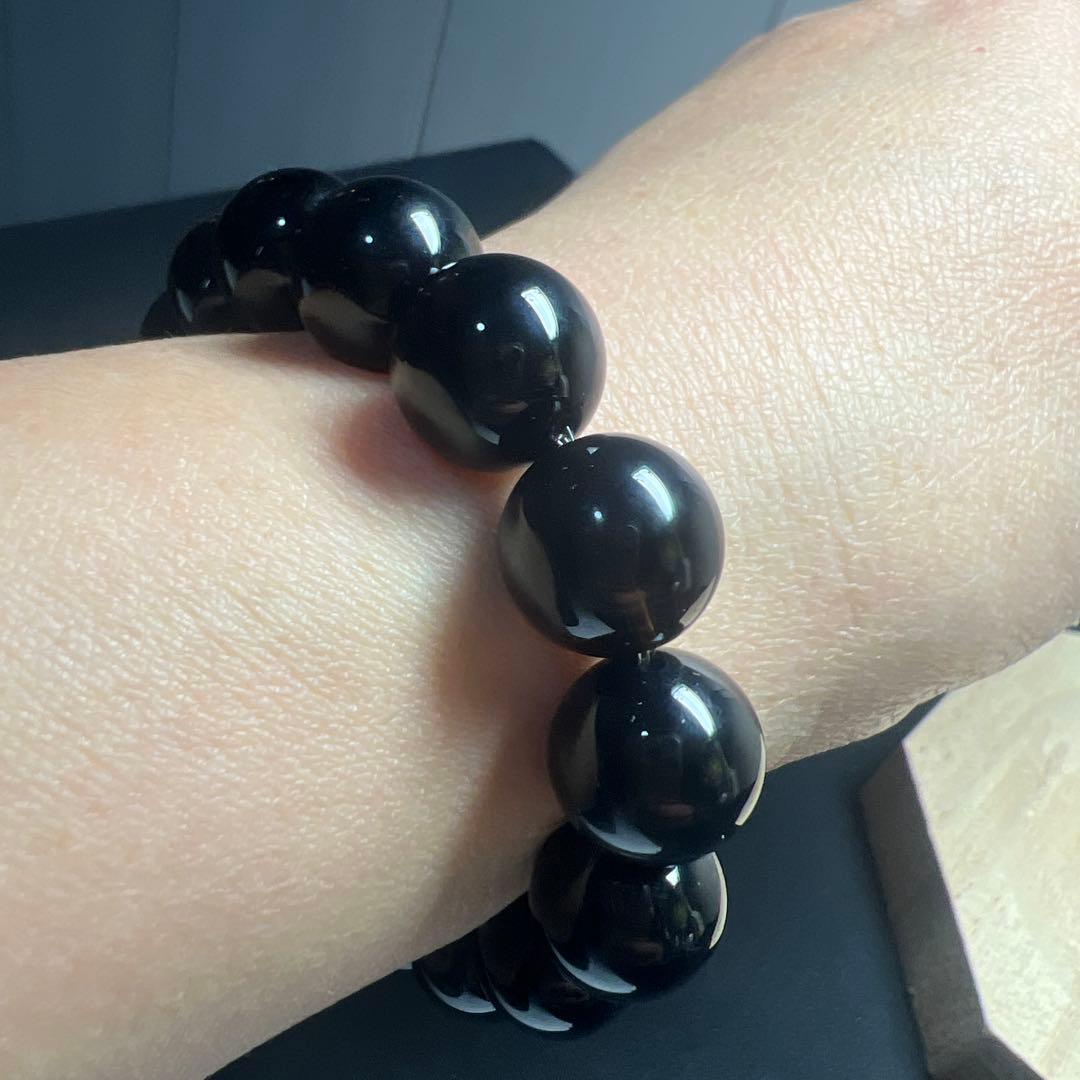 魔除けの王様　モリオンブレスレット