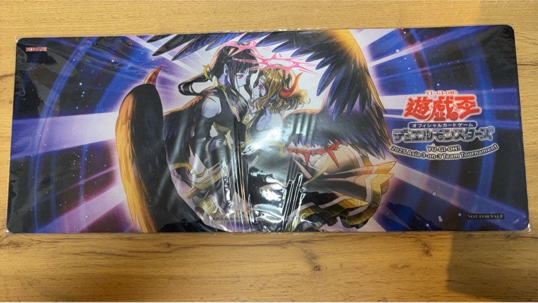 佚楽の堕天使　ハーフサイズ　プレイマット　公式品　未開封