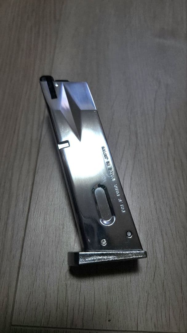 極上美品　東京マルイ　M92F　クロームメッキモデル　IONX仕様　ガスガン