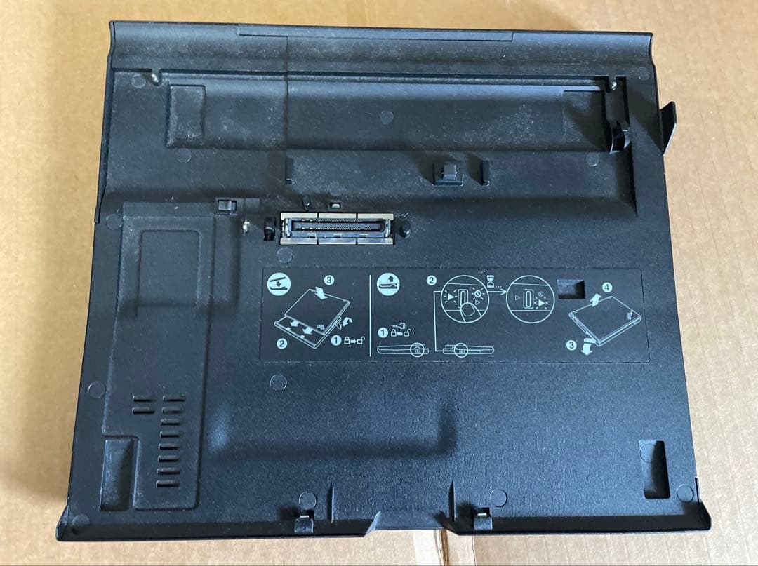 値下げThinkPad X61＋X6 UltraBase OS Ubuntu