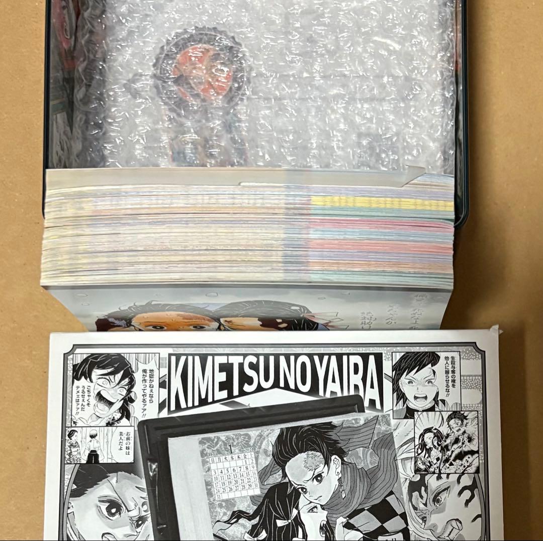 【説明欄必読/カレンダー・台座欠品あり】鬼滅の刃 缶入りカレンダー 開封済/中古
