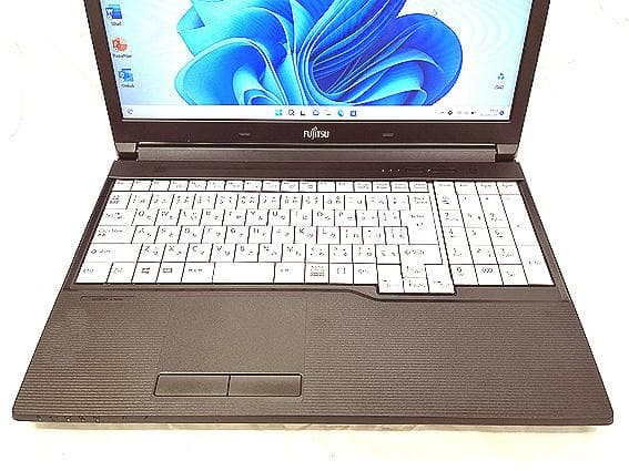 FUJITSU LIFEBOOK A576/PX ノートPC 　　（N025）