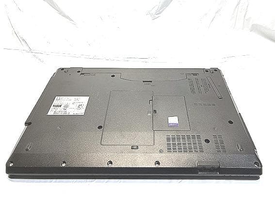 FUJITSU LIFEBOOK A576/PX ノートPC 　　（N025）