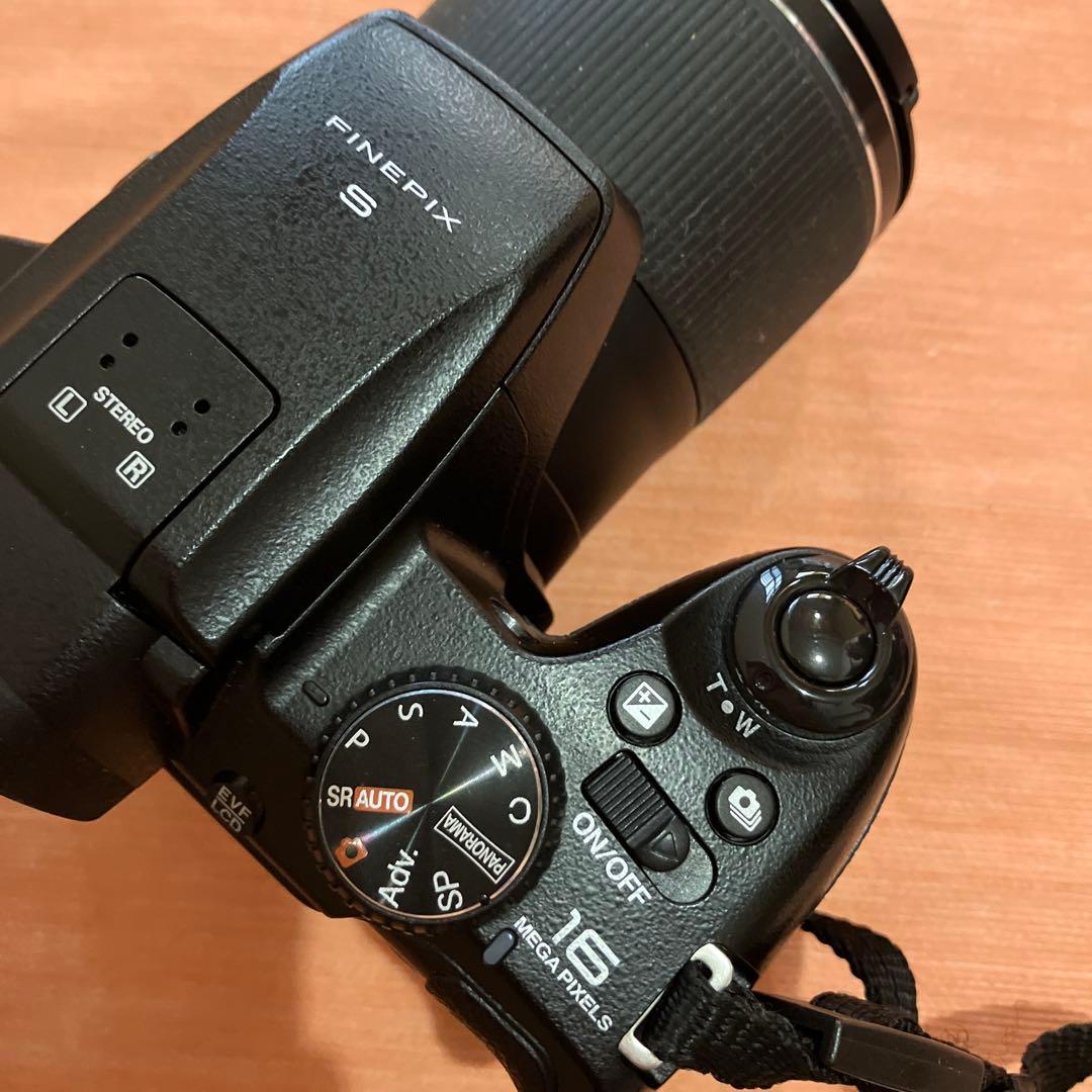 FUJIFILM コンパクトデジタルカメラ