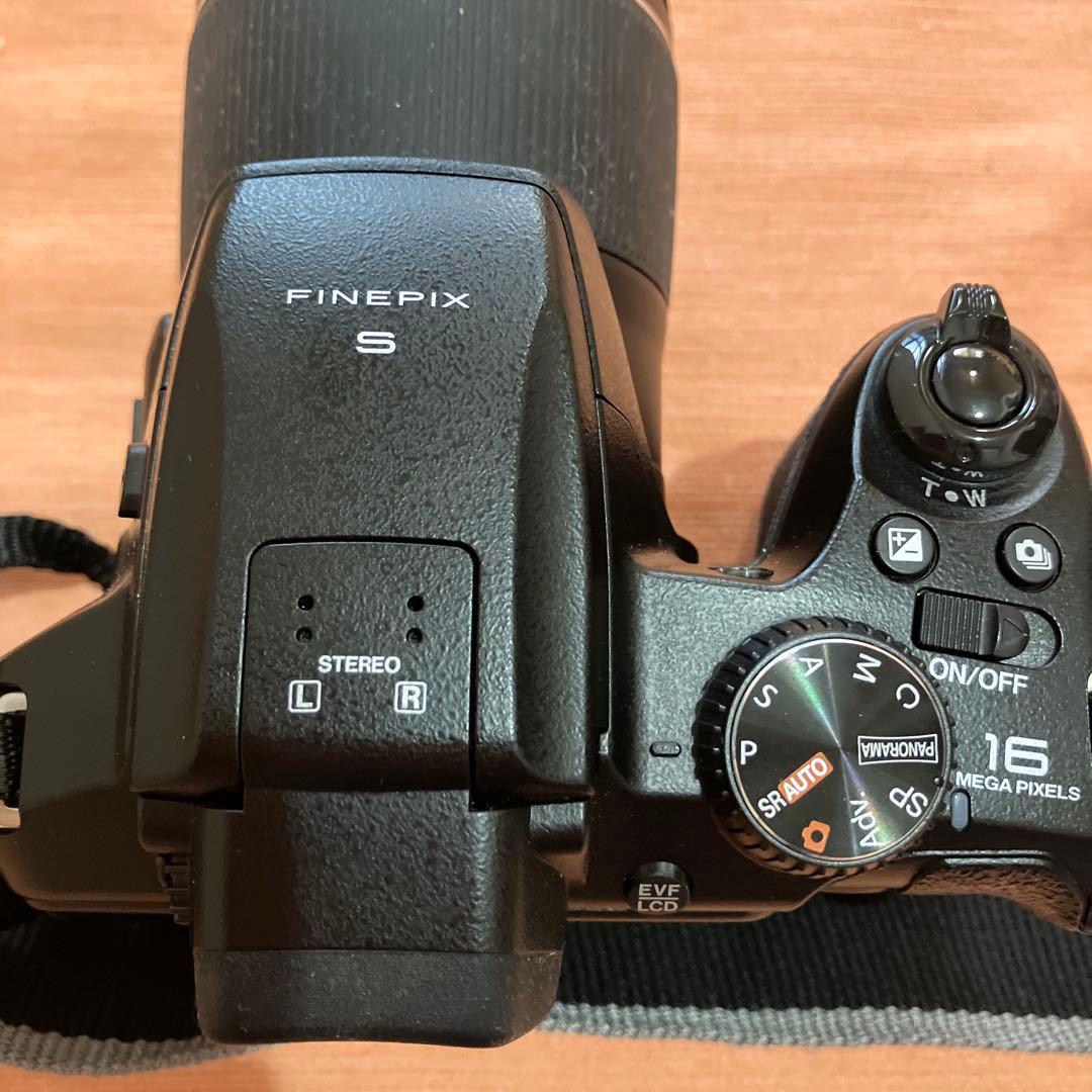 FUJIFILM コンパクトデジタルカメラ