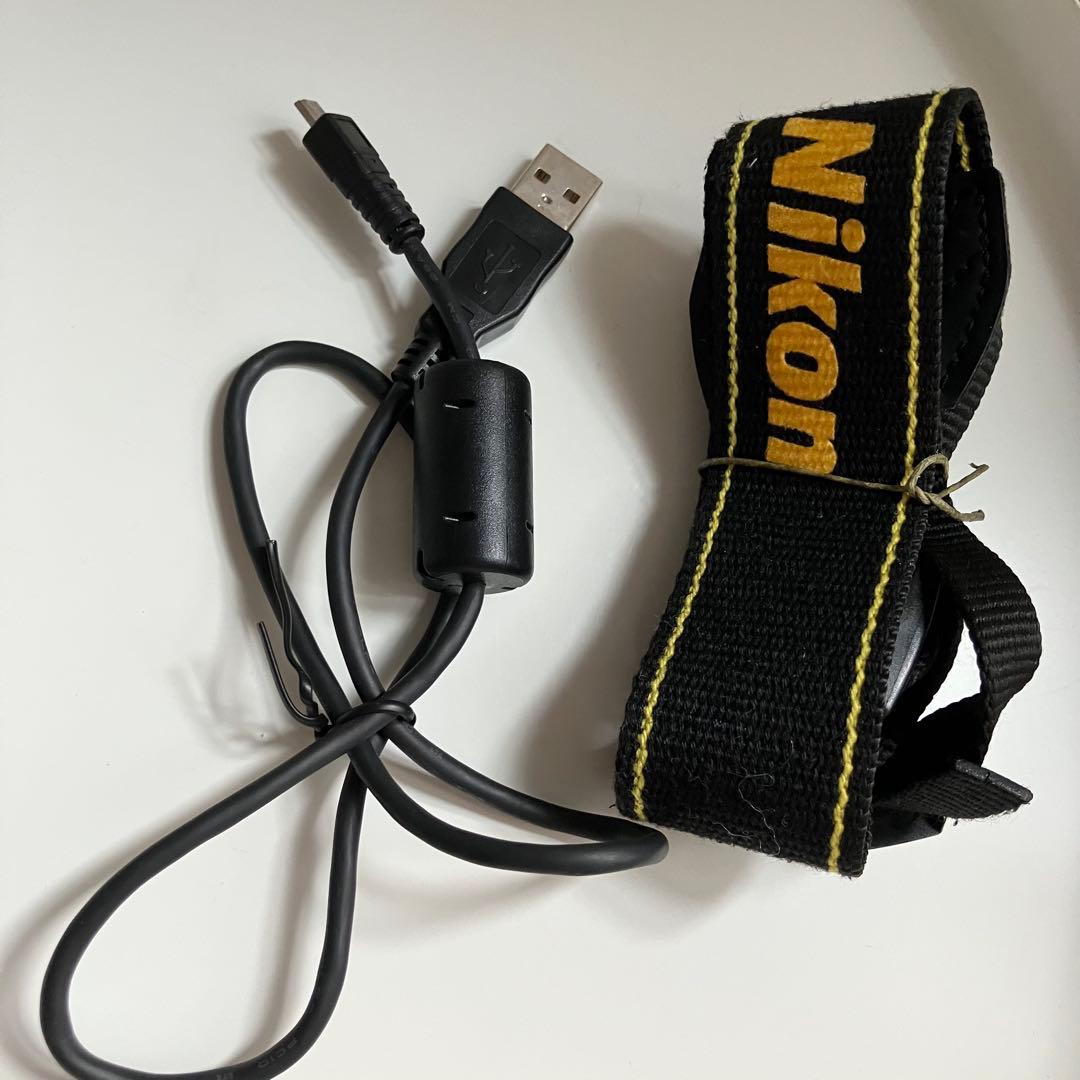 Nikon D3200 デジタル一眼レフカメラ レンズ2本 バッテリー他 セット