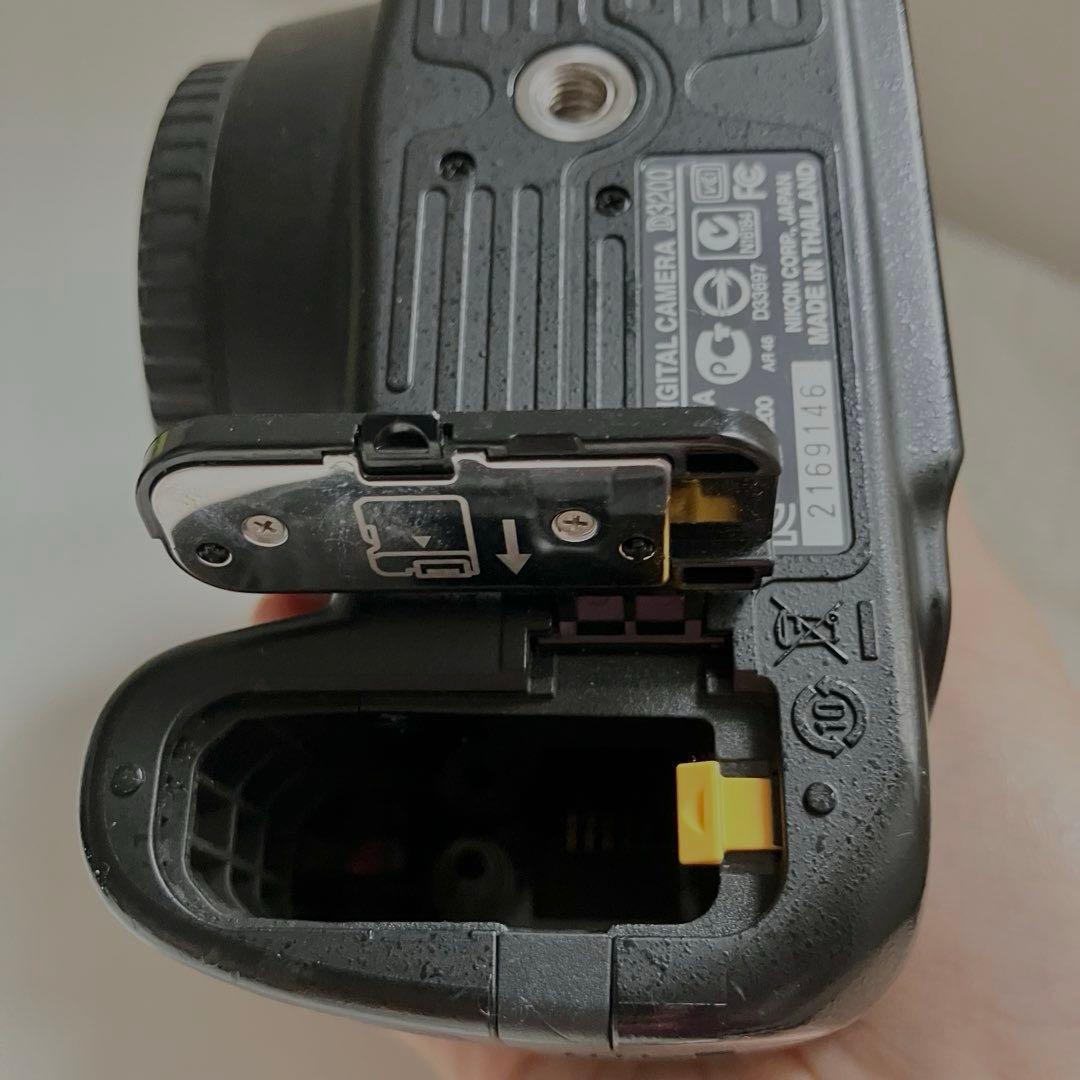 Nikon D3200 デジタル一眼レフカメラ レンズ2本 バッテリー他 セット