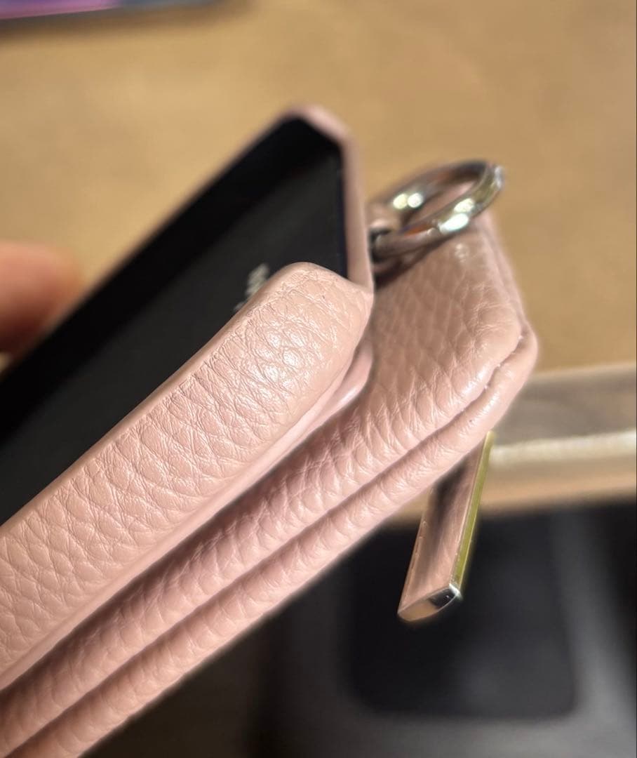 ajew エジュー iPhone14 ProMax用ケース ピンクベージュ