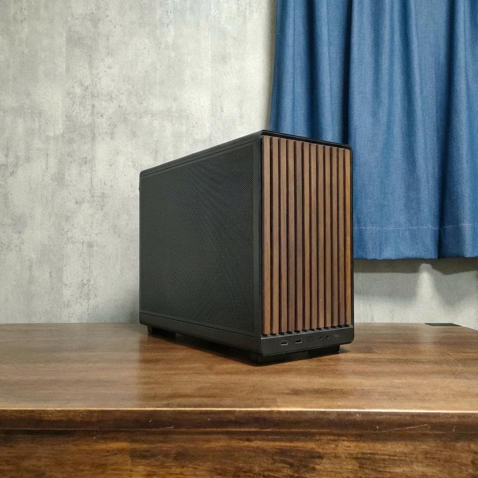 【新品】最高峰core i9 6画面デイトレPCフルセット64GB 株 T691