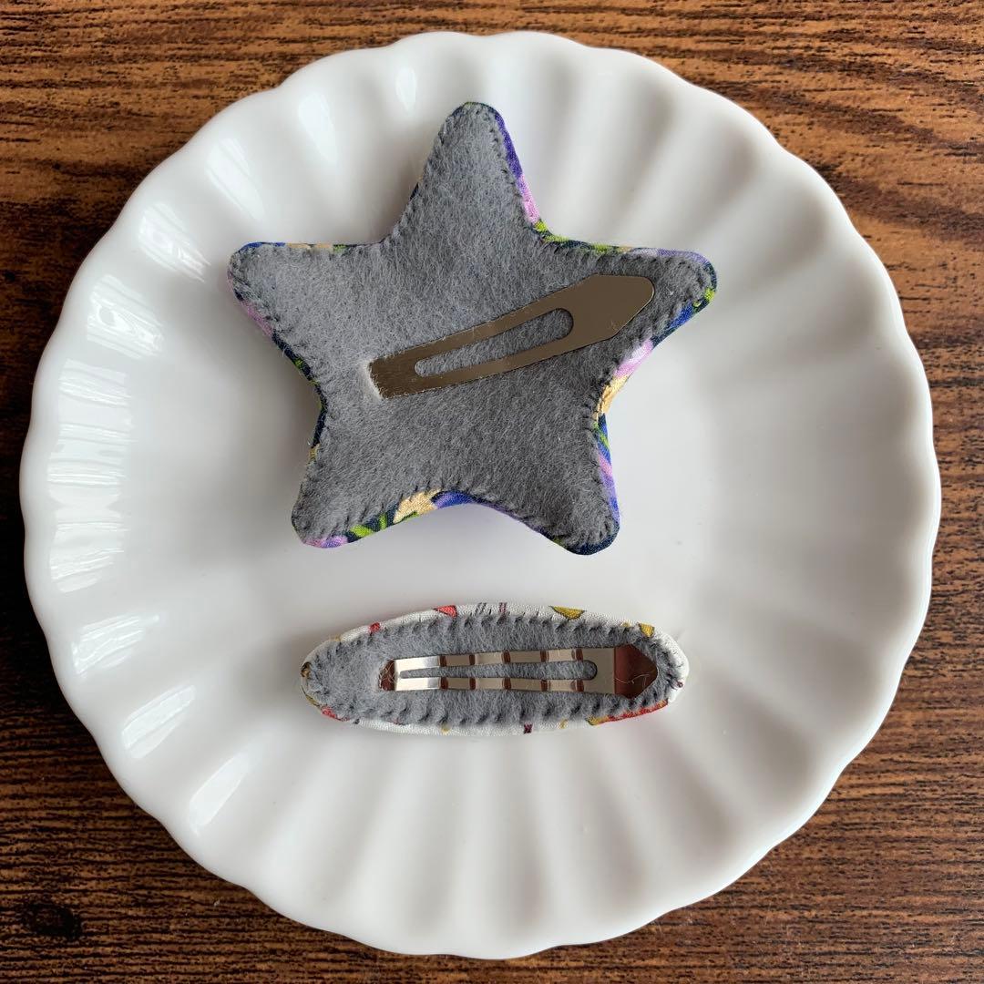 【311】リバティプリント　ハンドメイド　パッチンピン　ヘアピン　2個セット