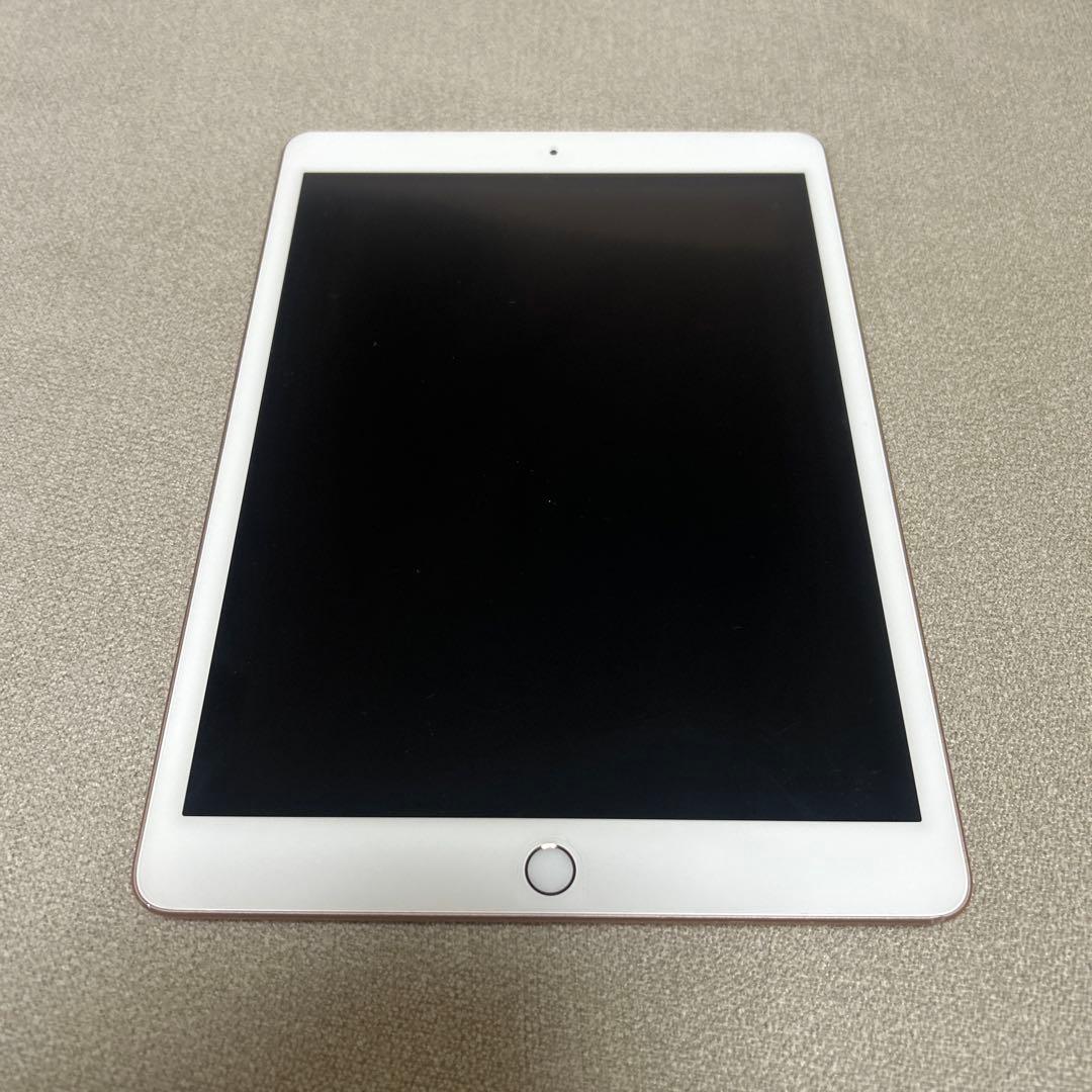 iPad ピンク 本体　第七世代