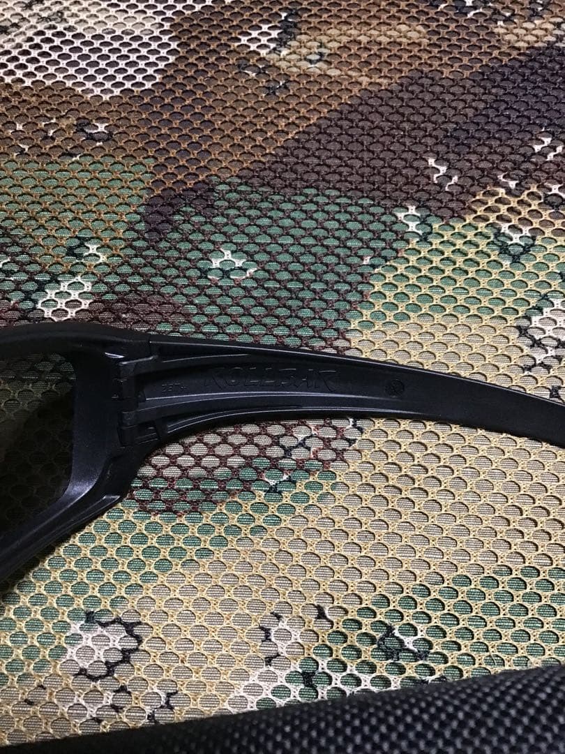 米軍放出品実物　ESS APELサングラス（ROLLBAR）中古品56