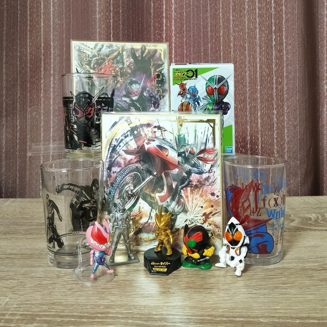 新品多数【単価 102円　151点ほど】まとめ売り　トレカなし　キャラグッズ品