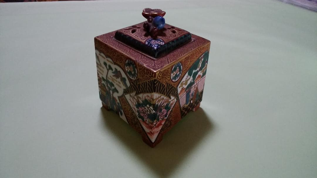 九谷庄三　菱形香炉