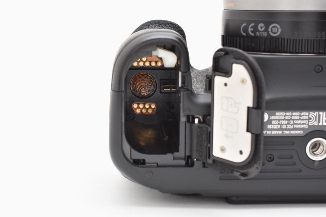 保証付き/デジタル一眼レフカメラCanon EOS 80D標準レンズセット