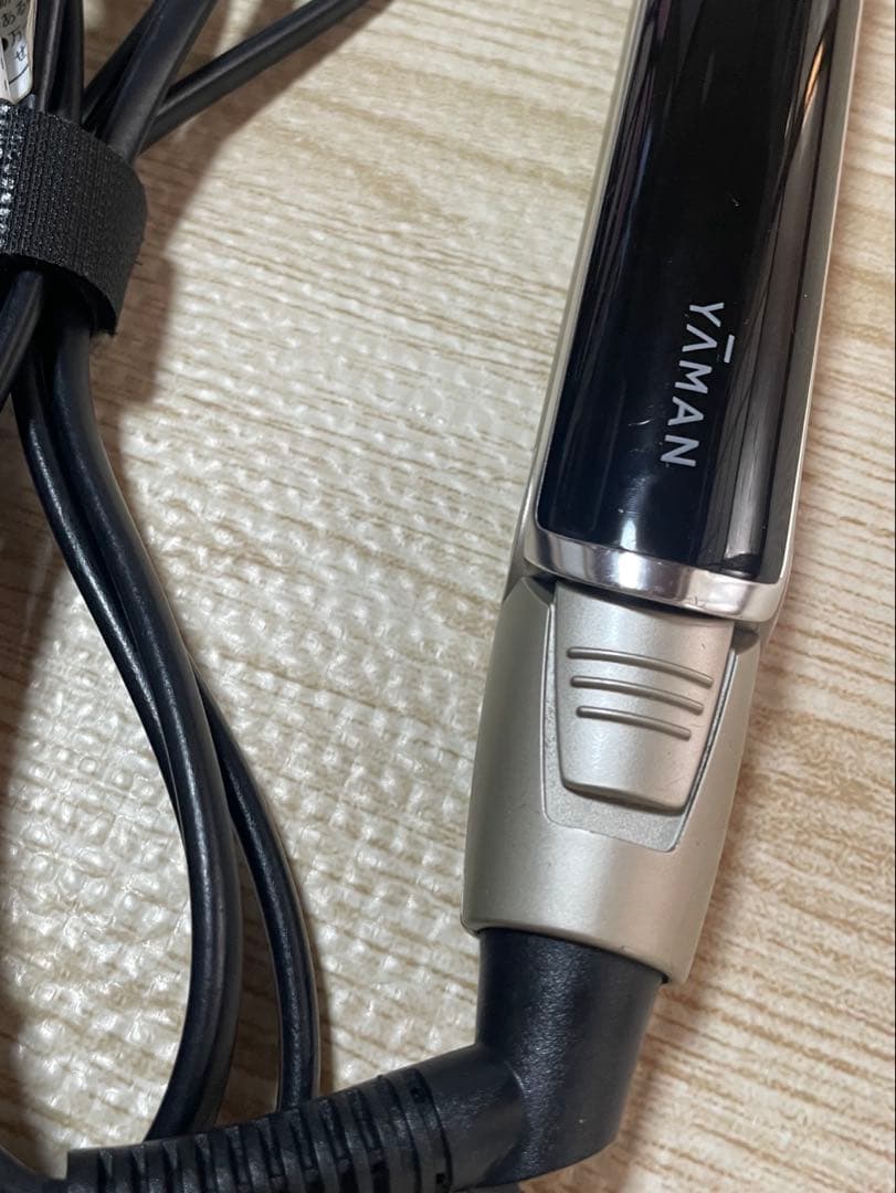 YA-MAN ヤーマン　ストレートアイロン