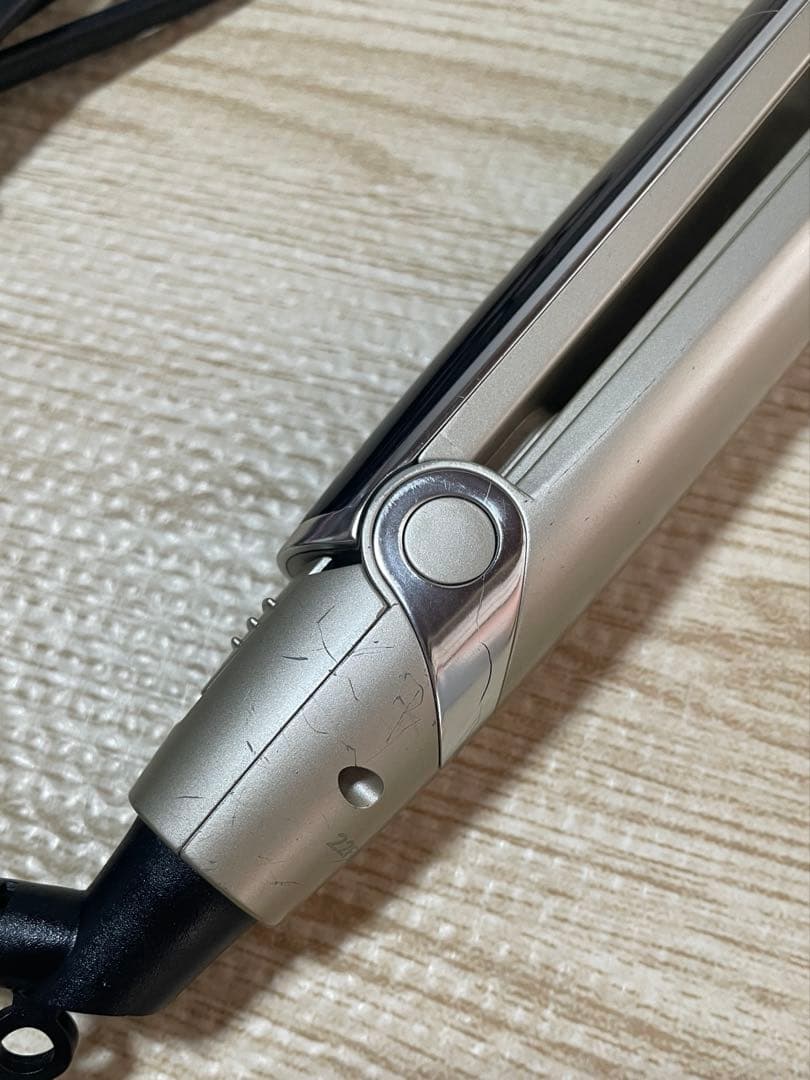 YA-MAN ヤーマン　ストレートアイロン