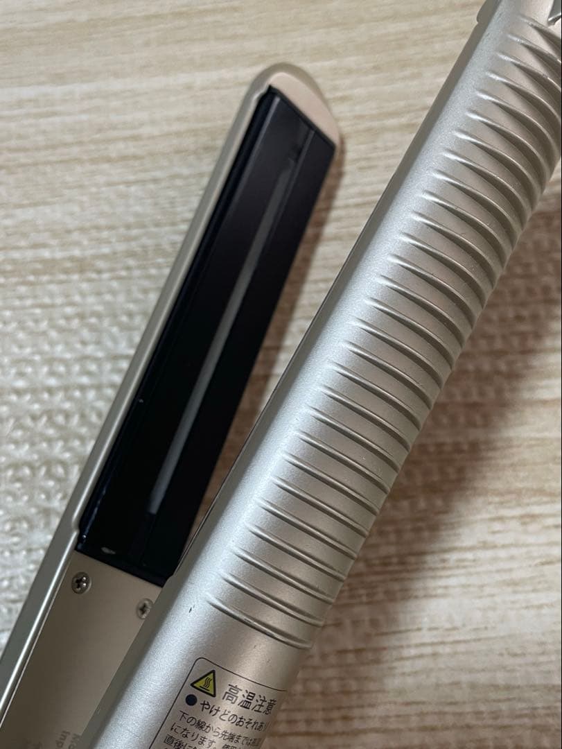 YA-MAN ヤーマン　ストレートアイロン