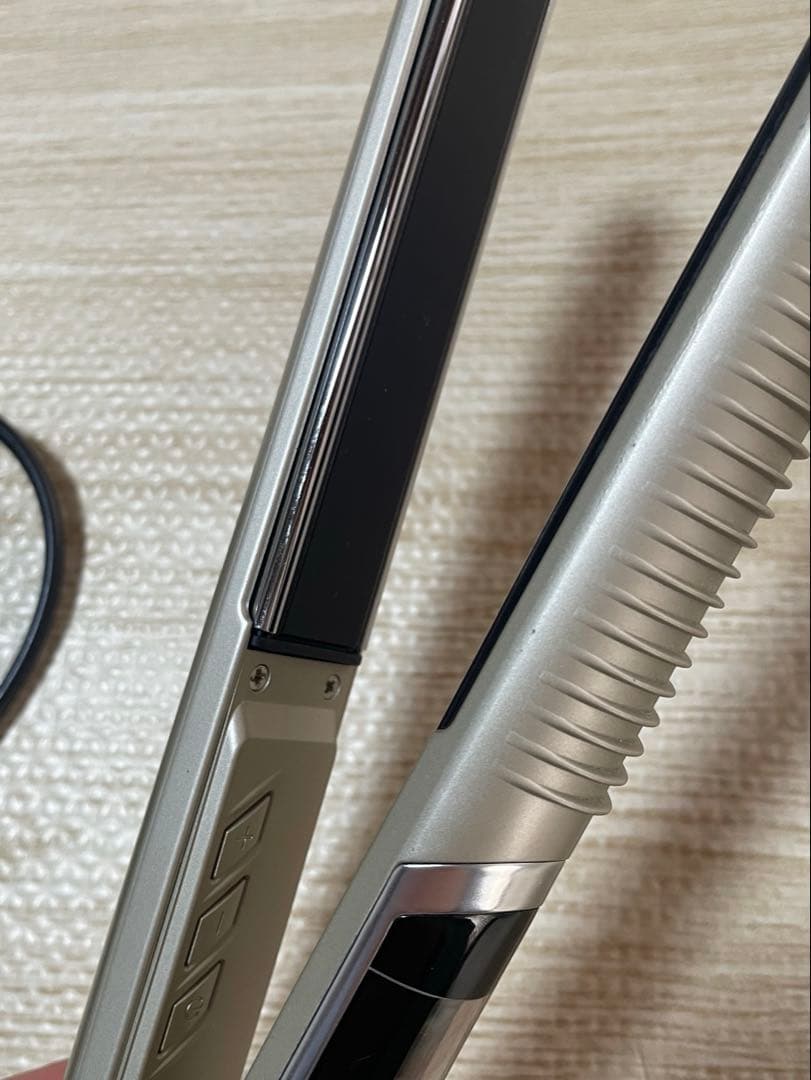 YA-MAN ヤーマン　ストレートアイロン