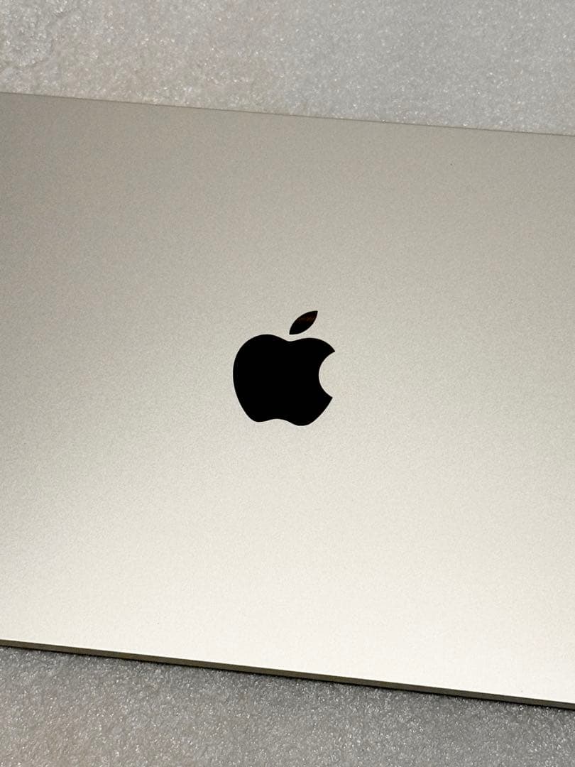 美品　2024年7月購入　バッテリー100%　MacBook Air 13 M2