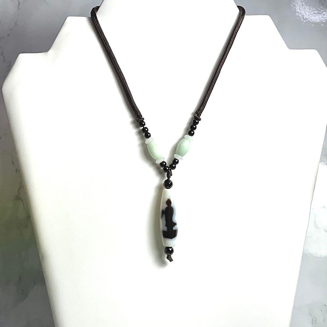 白天珠・観音天珠の組み紐のネックレス❣️❣️