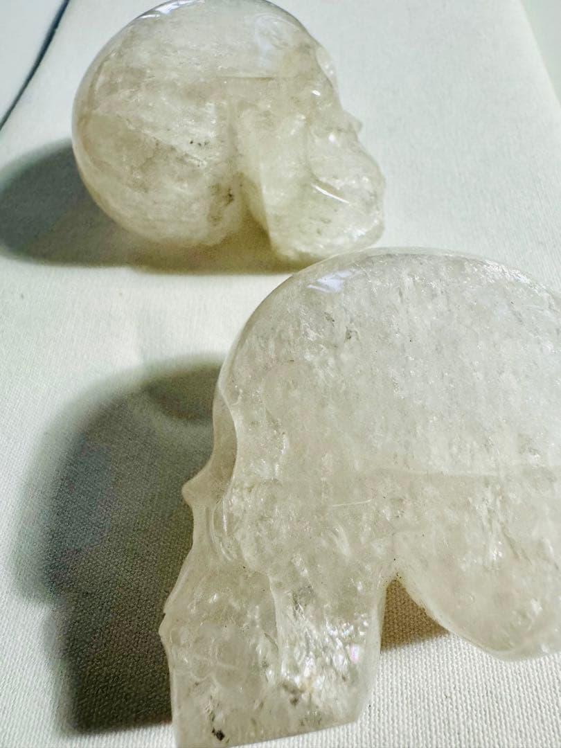 天然水晶　手彫り　髑髏　スカル2体