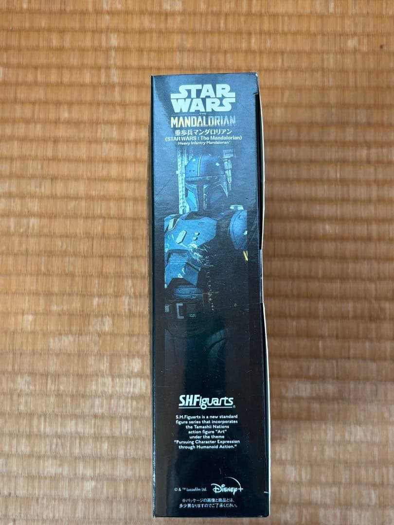 新品未開封◆フィギュアーツ　重歩兵マンダロリアン　スターウォーズ
