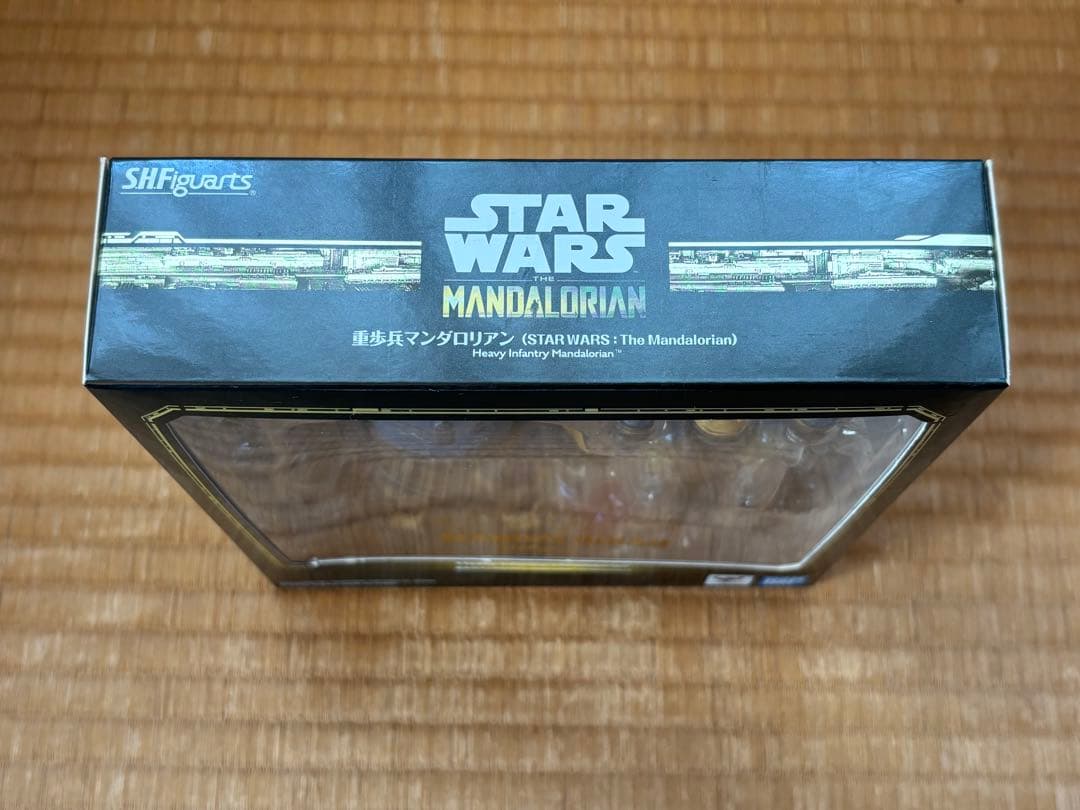 新品未開封◆フィギュアーツ　重歩兵マンダロリアン　スターウォーズ