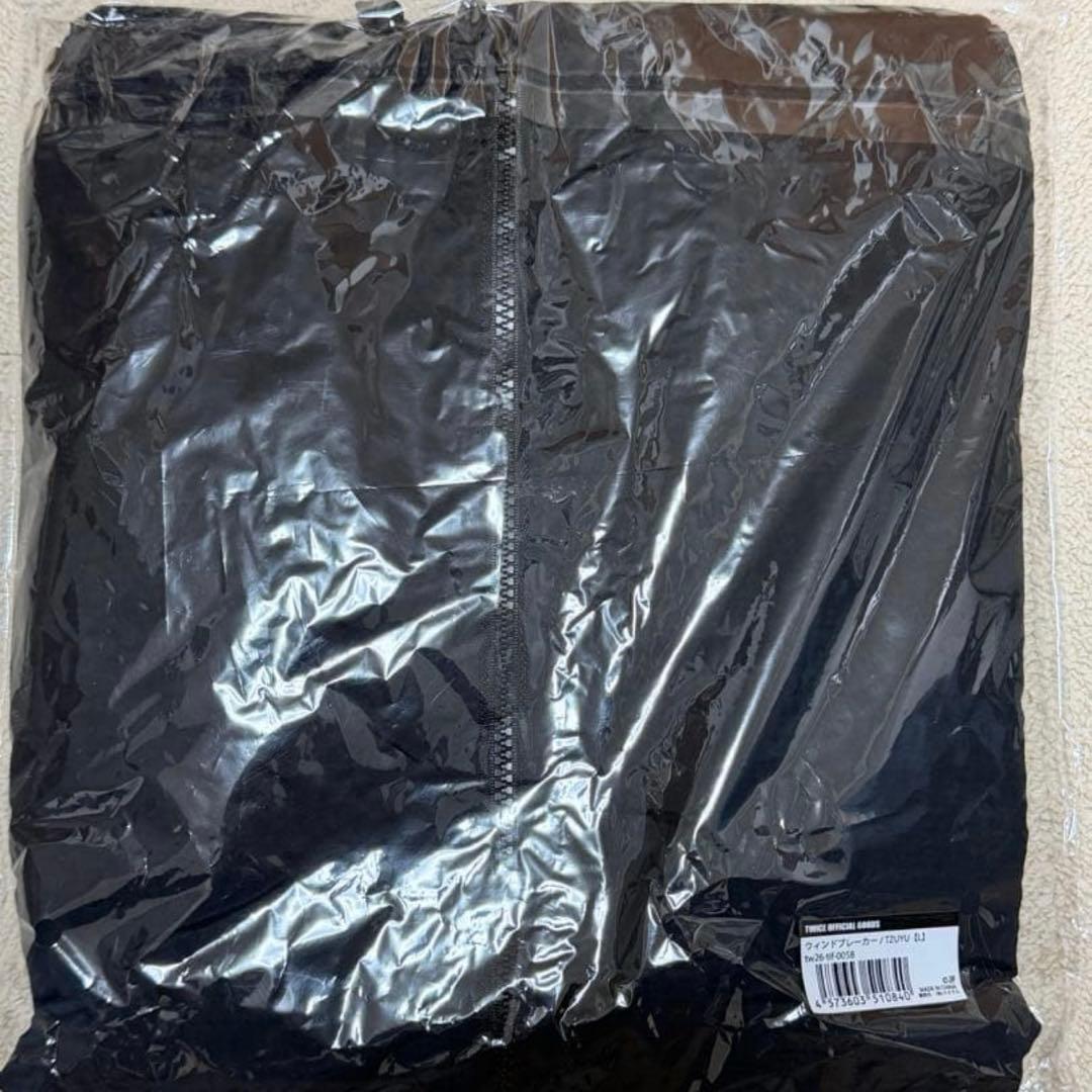TWICE ツウィ ウィンドブレーカー ウィンブレ L Ｌ 黒 ブラック
