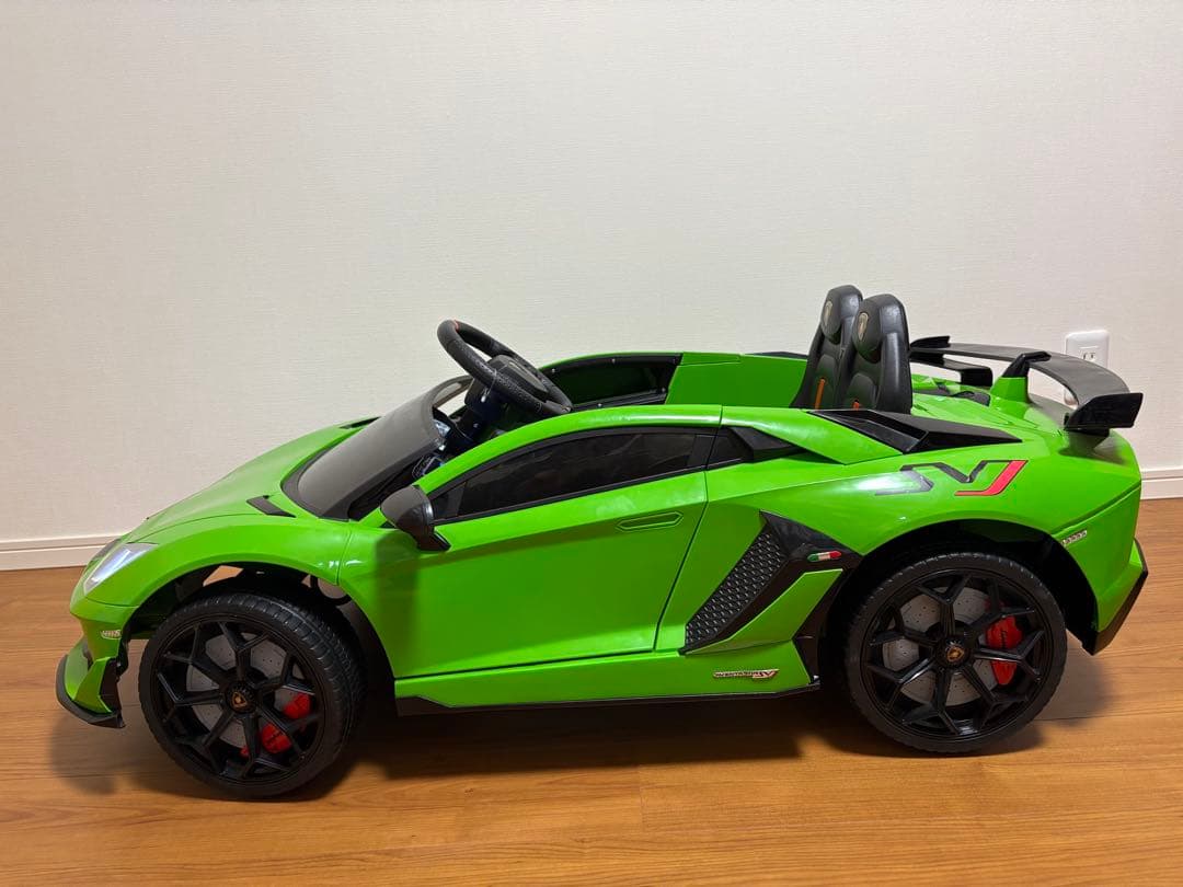 電動乗用カー 電動乗用ラジコンカーLAMBORGHINI AVENTA