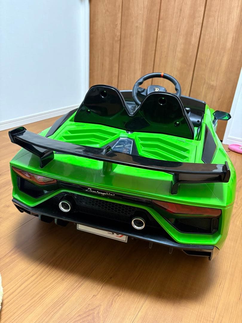 電動乗用カー 電動乗用ラジコンカーLAMBORGHINI AVENTA