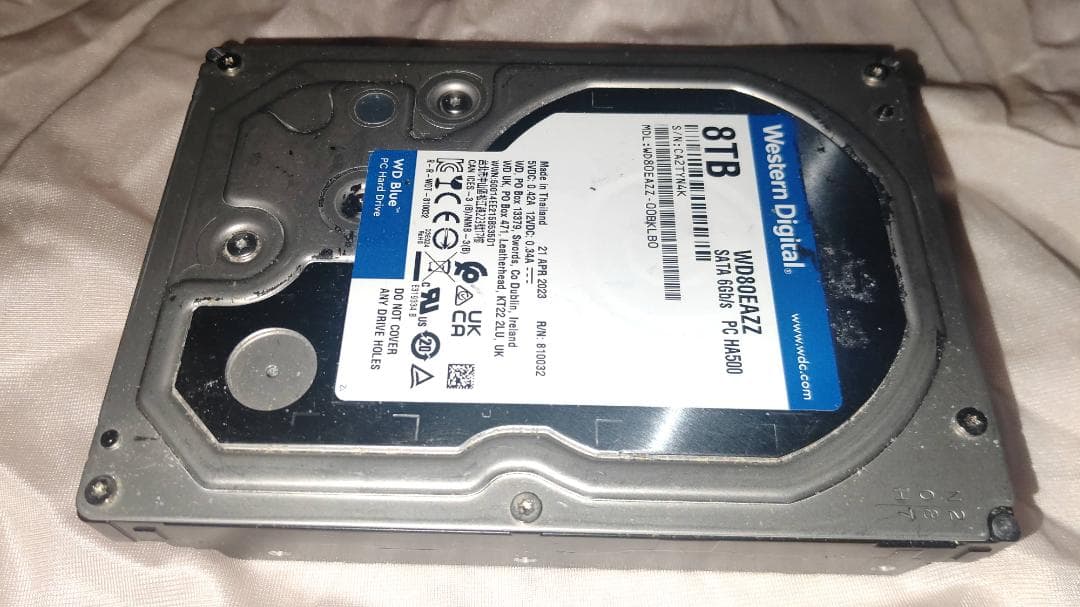 J*j様 Western Digital 8TB HDD 中古　 約４１００時間