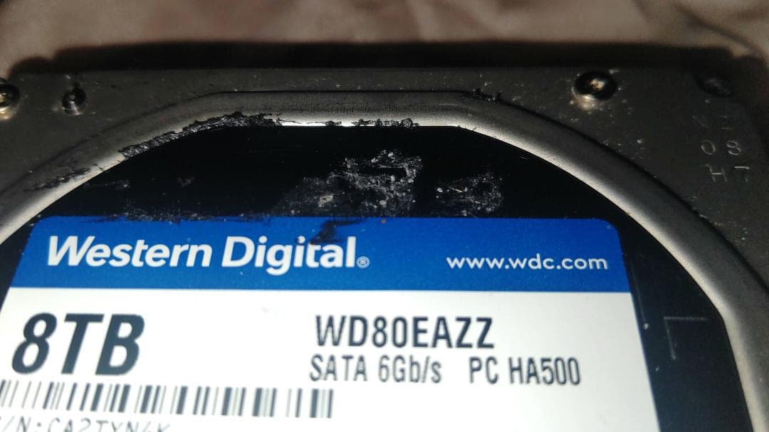 J*j様 Western Digital 8TB HDD 中古　 約４１００時間