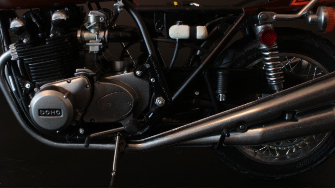 アオシマ 1/12 KAWASAKI Z2 750 RS 完成品