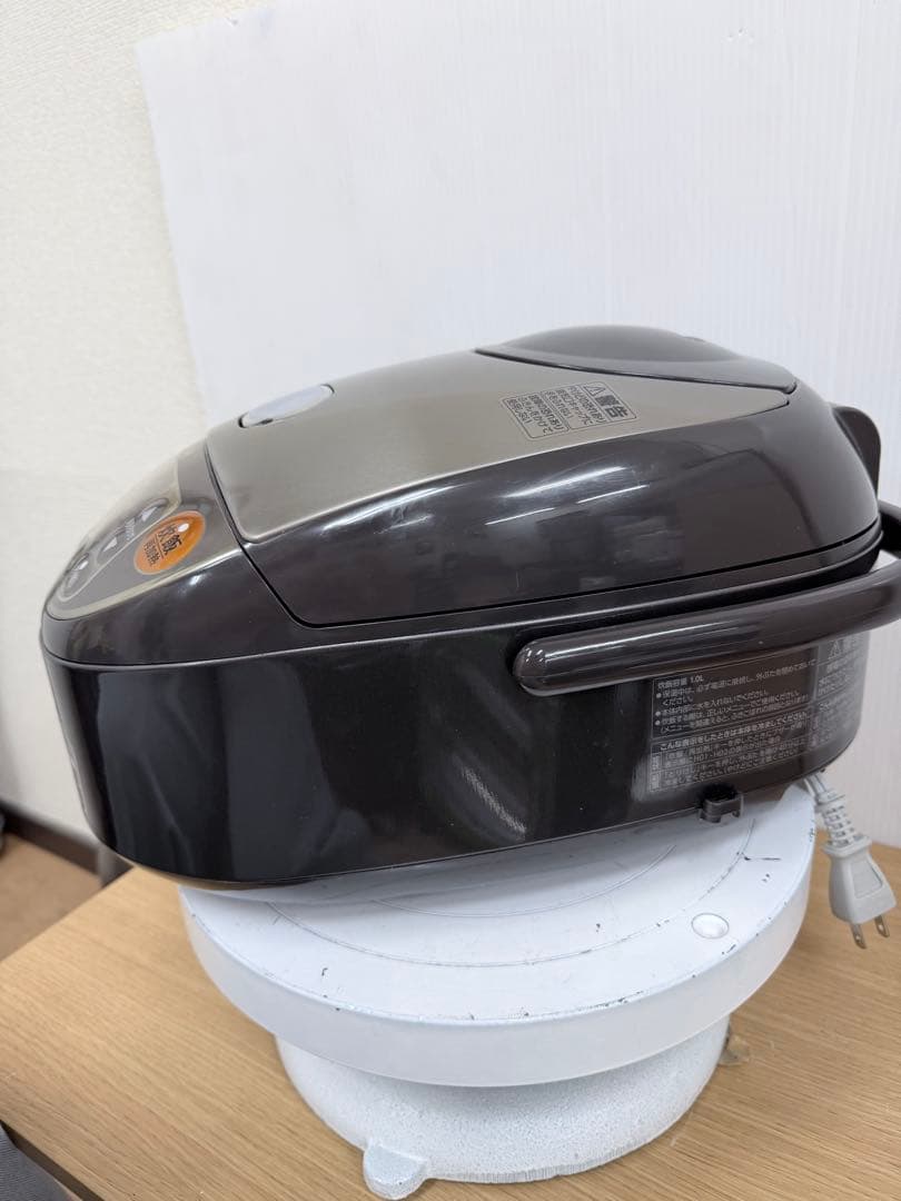 象印 IH炊飯器 NP-VJ10（5.5合）ブラウン 2019年製
