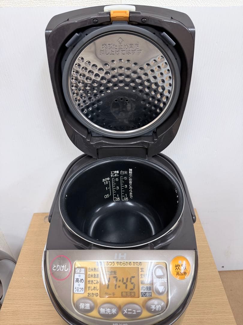 象印 IH炊飯器 NP-VJ10（5.5合）ブラウン 2019年製