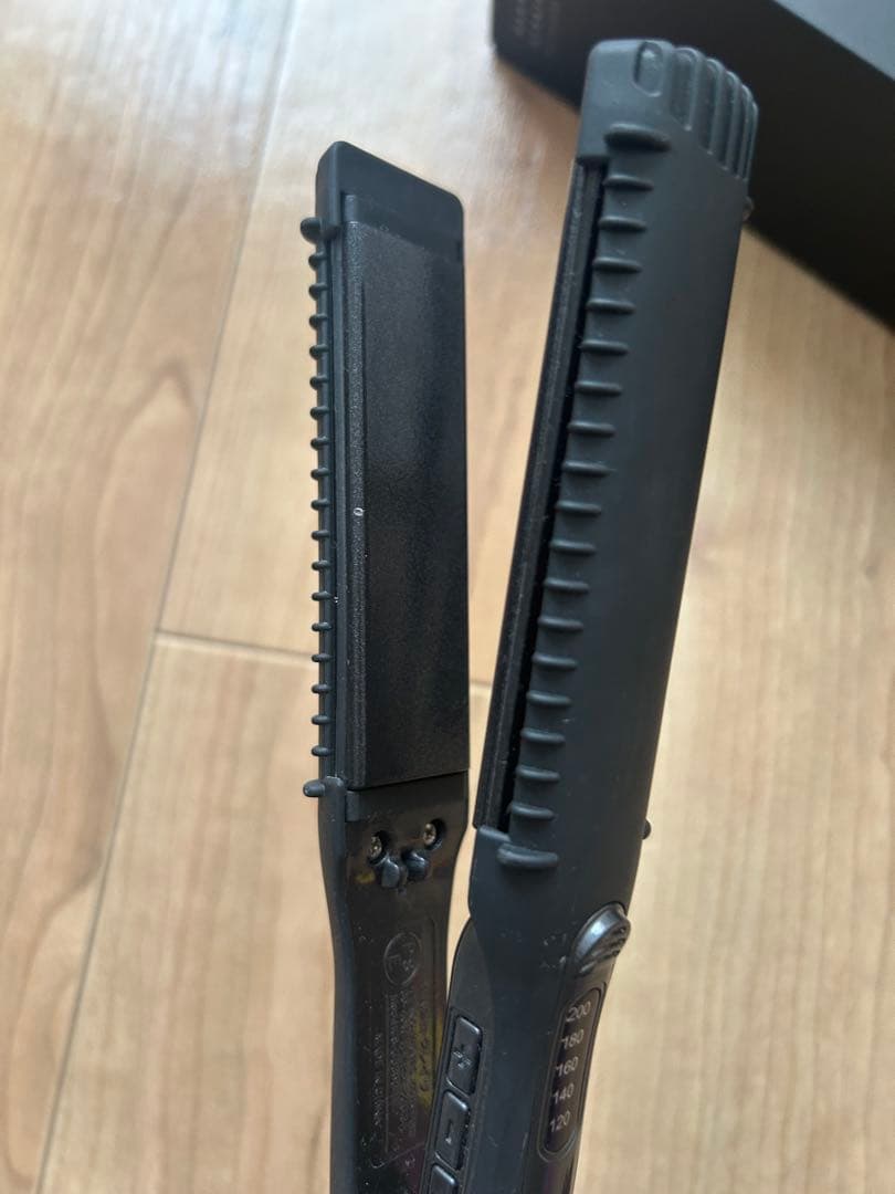 クレイツ　ホリスティックキュア　マグネットヘア　プロ　ストレートアイロン