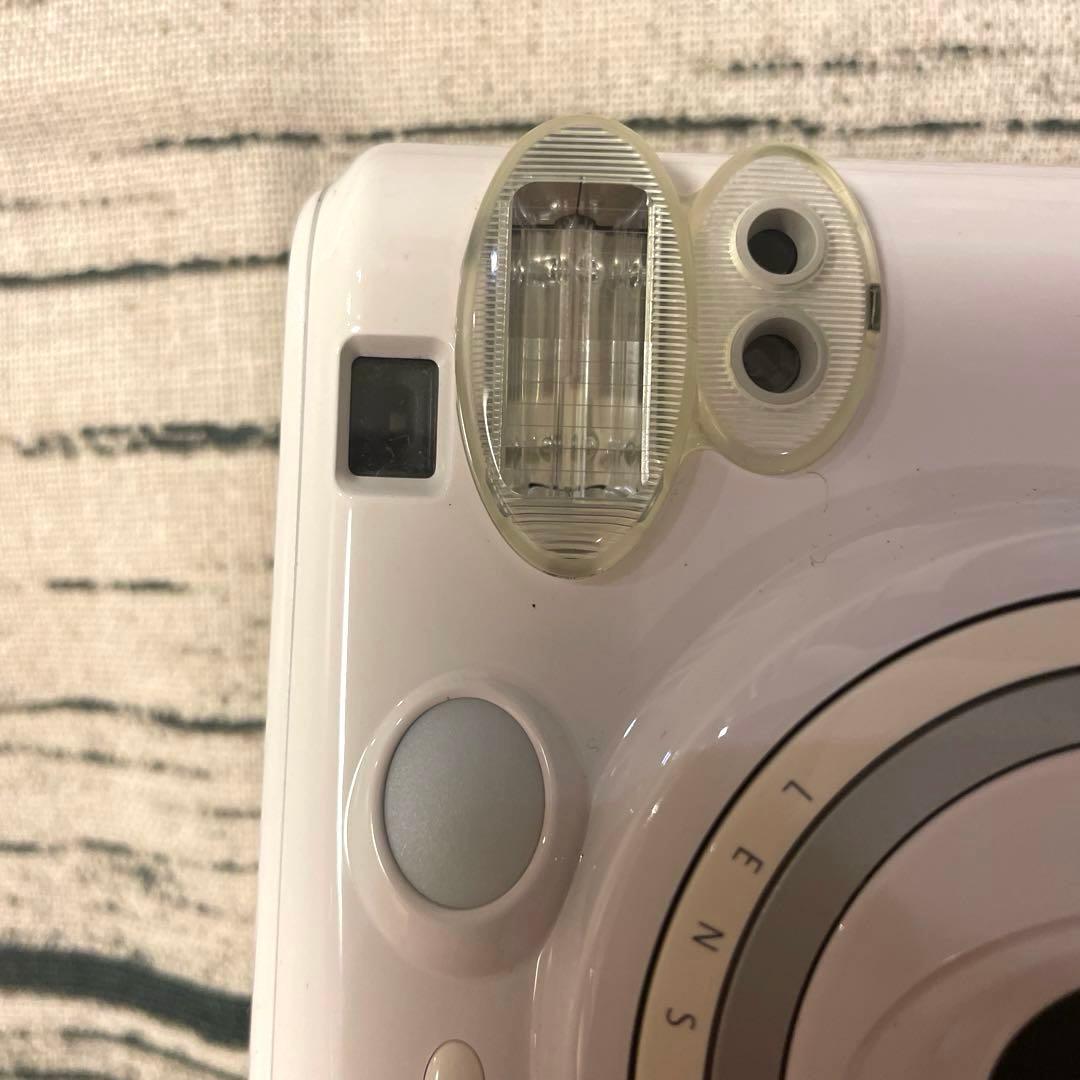 チェキ　ピアノホワイト　instax mini 50S FUJIFILM カメラ