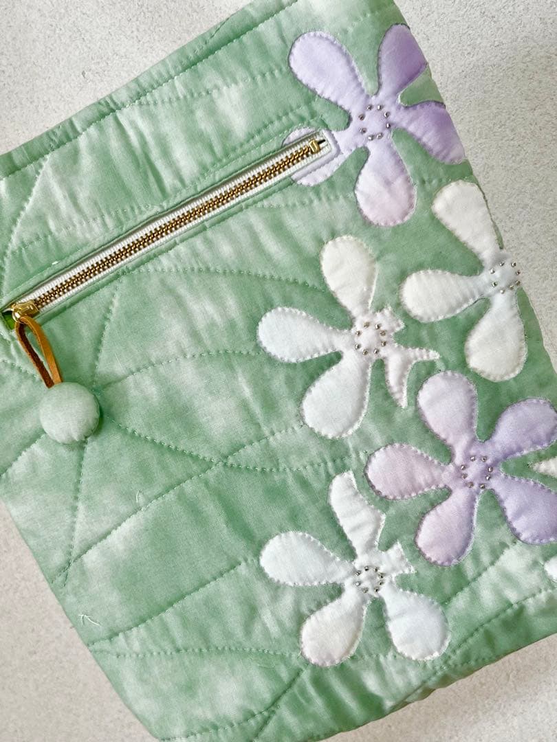 ハンドメイド　ハワイアンキルトバッグ ショルダーバッグ(ミントグリーン)