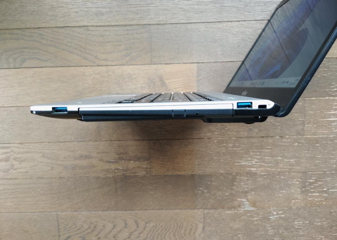 富士通 LifeBook　オフィス2019　Windows11Pro