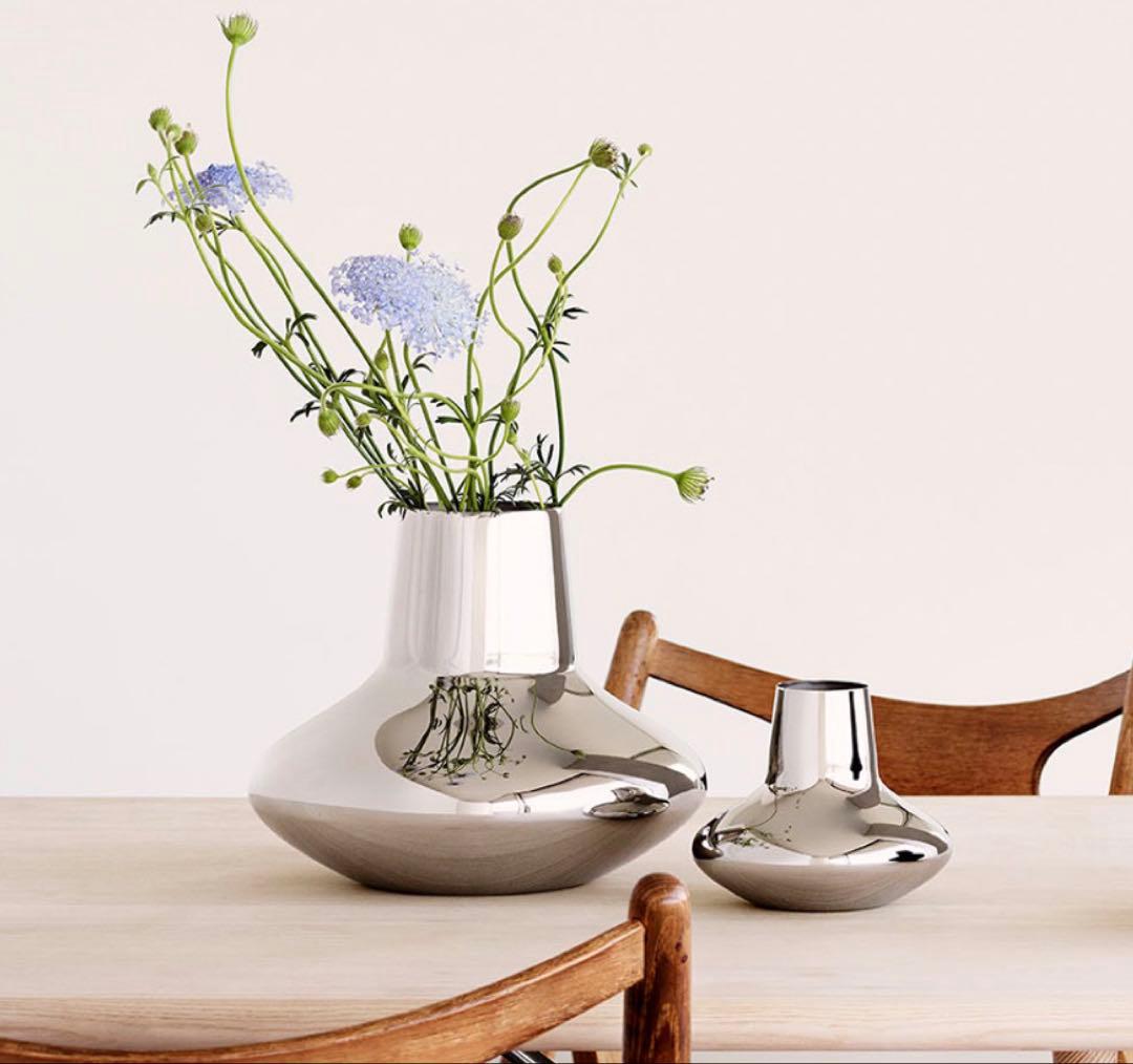 デンマーク名品ジョージジェンセン ヘニングコッペル美しいフォルムのフラワーベース