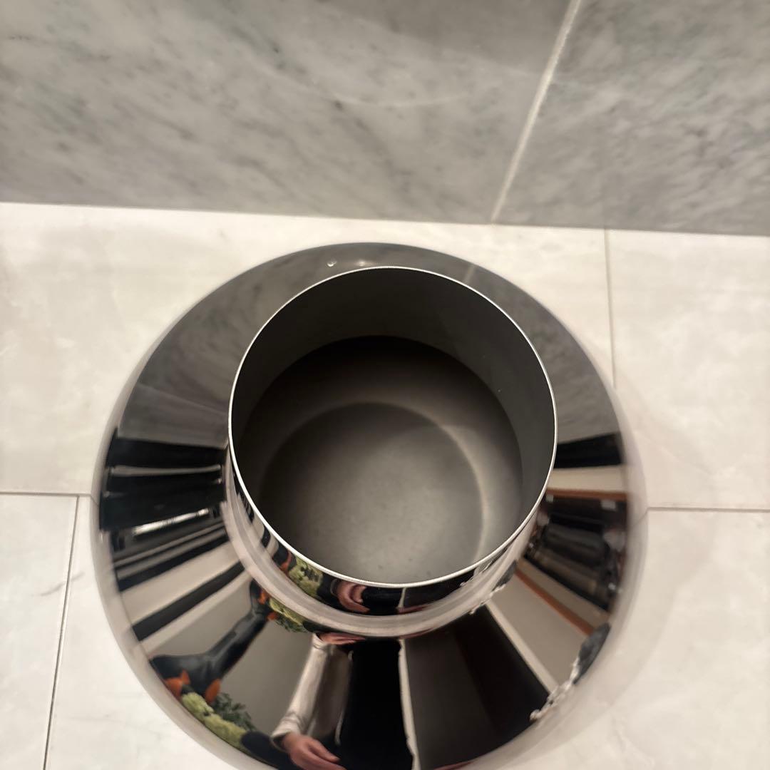 デンマーク名品ジョージジェンセン ヘニングコッペル美しいフォルムのフラワーベース