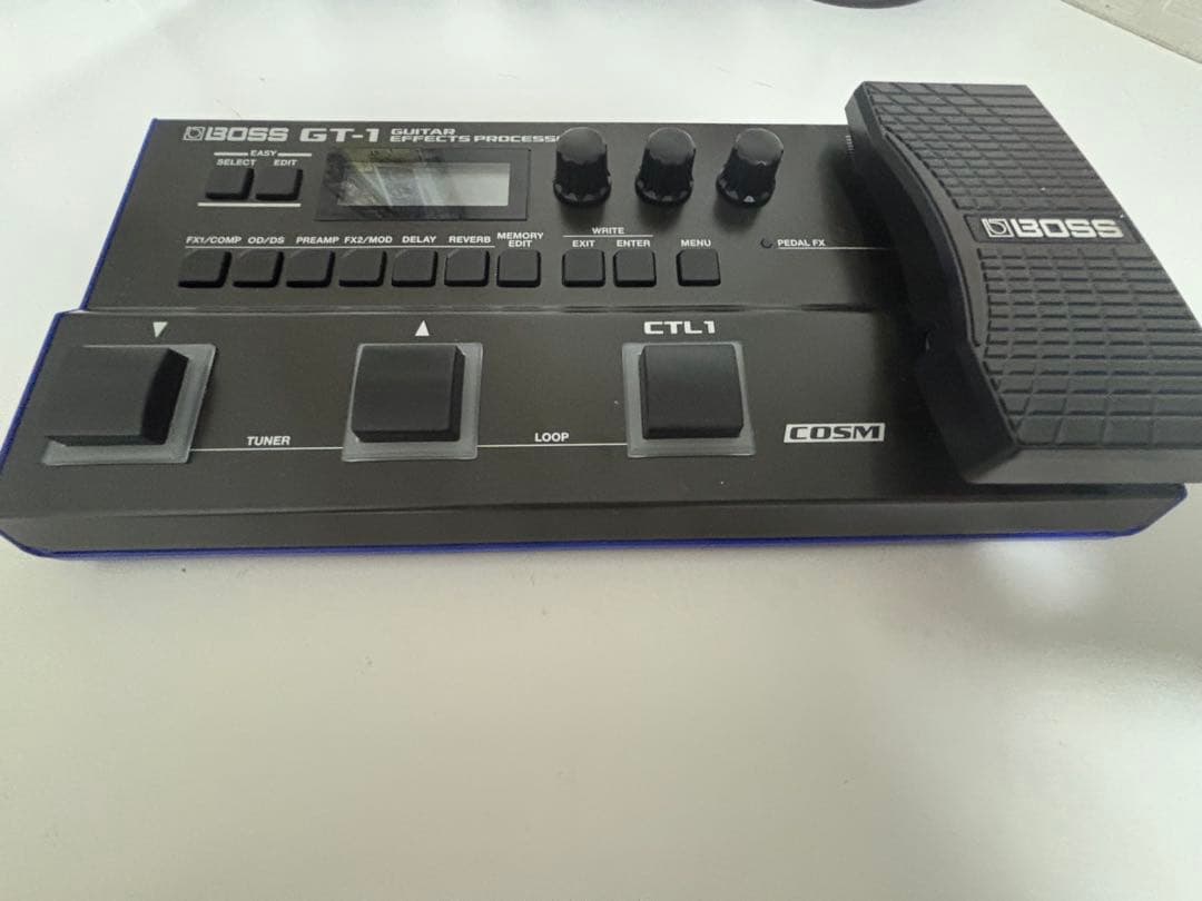 GT-1 BOSS マルチエフェクター